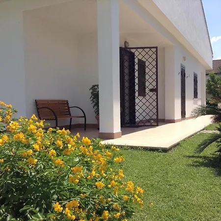 Holiday home Alloggio Turistico Al Mare Sperlonga E Terracina